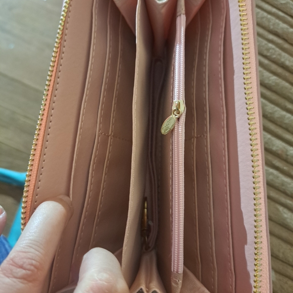 Pink Quilted Wallet - Picture 2 of 5